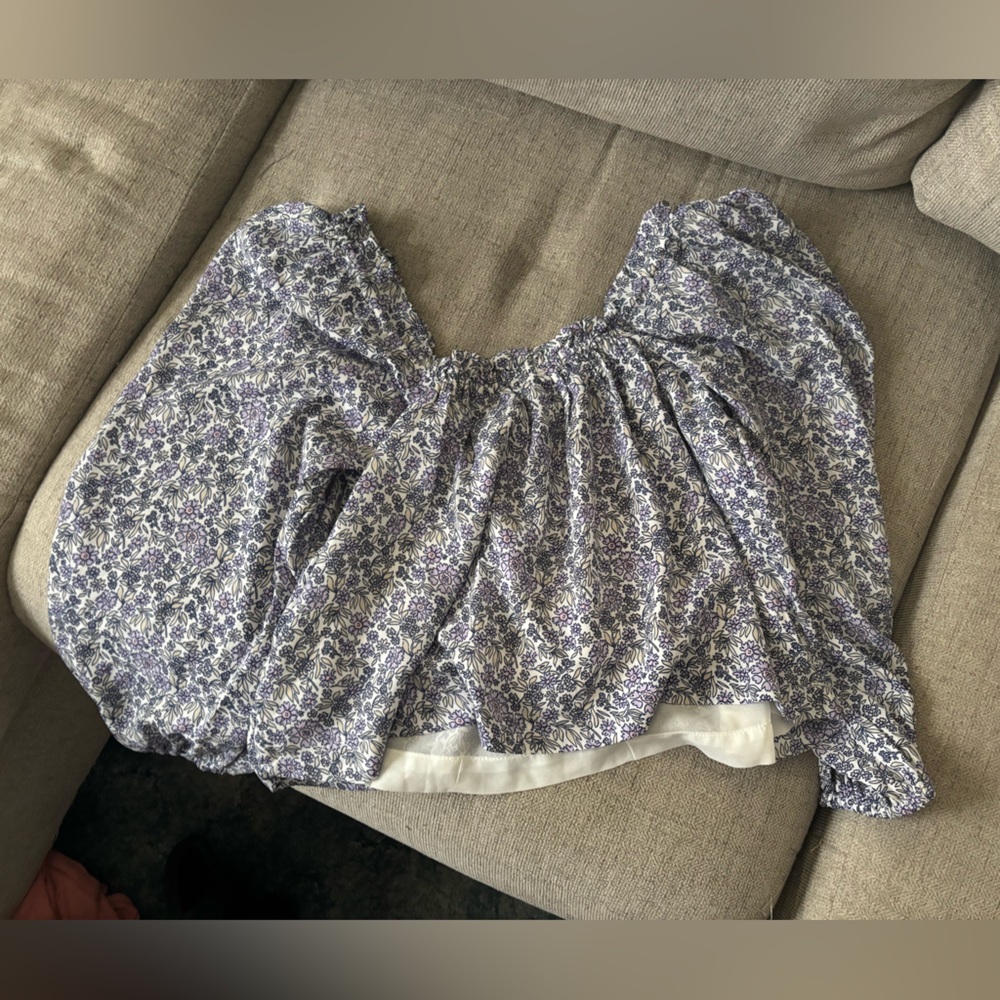 Off the shoulder floral top - Medium